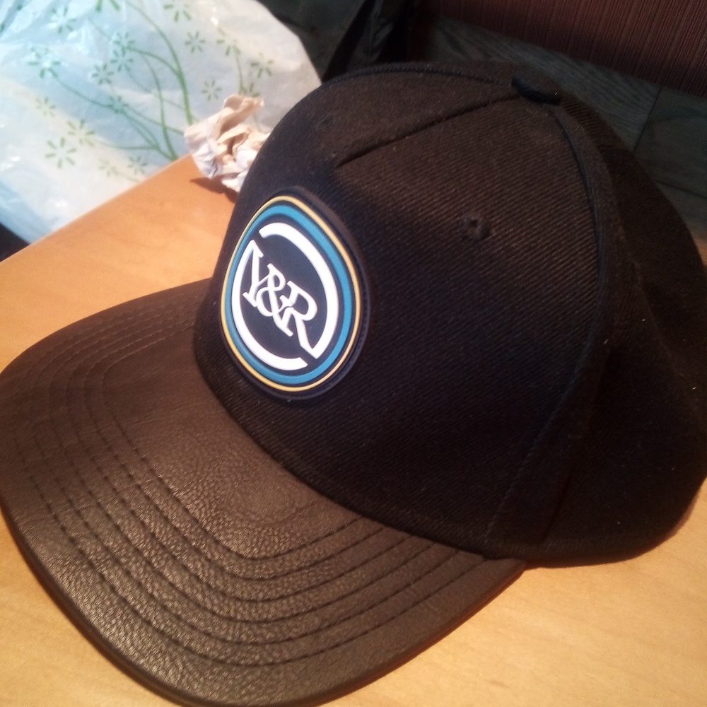 Young & Reckless Snapback - Picture 7 of 8